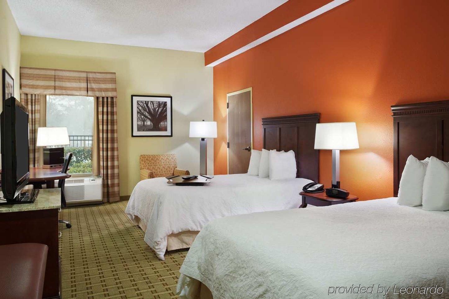 Hampton Inn Houston Near The Galleria Exteriör bild