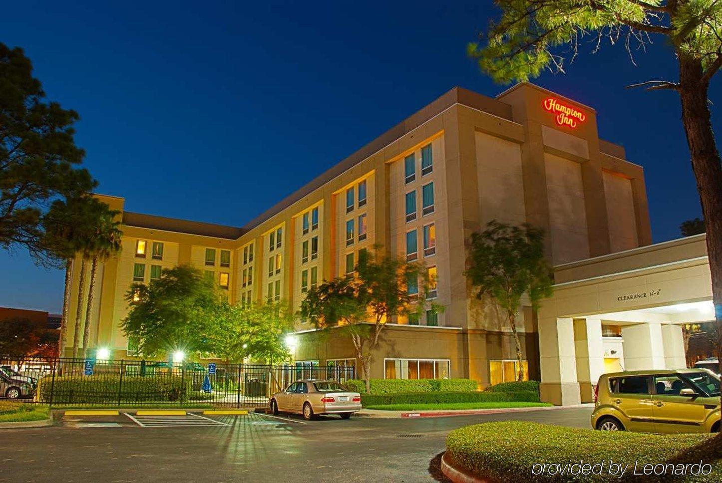 Hampton Inn Houston Near The Galleria Exteriör bild